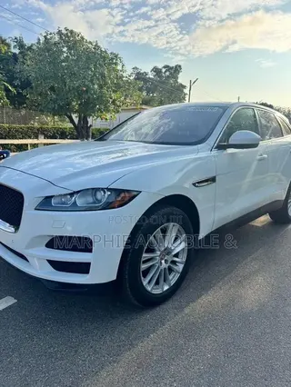 Jaguar F-Pace 35t Prestige AWD 2018 White