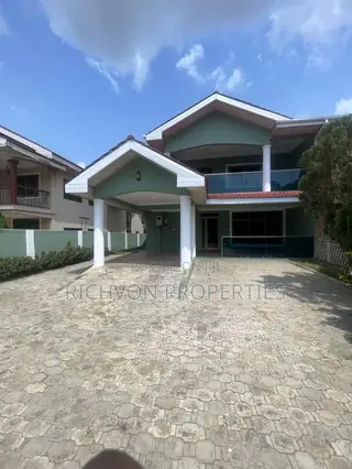 6 Bedroom Commercial Property for Office Use for Rent