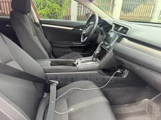 Honda Civic 2018 Red