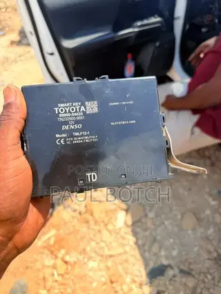 2016,2017,2018,2019 Toyota Tacoma Smart Key Computer Assembly.