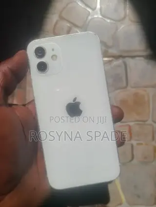 Apple iPhone 12 64 GB White