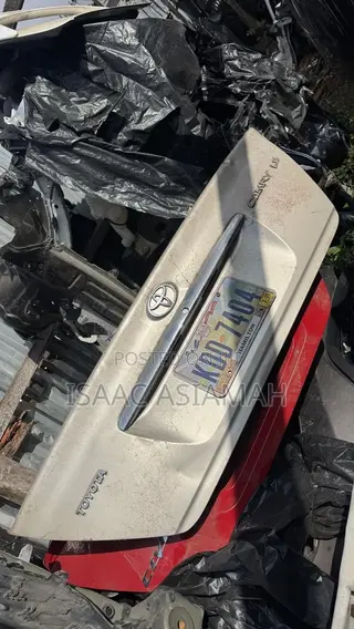 Camry 2001,2002,2003,2004,2005,2006,2007 Boot / Tailgate Complete