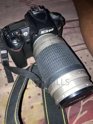 Nikon D90 Camera