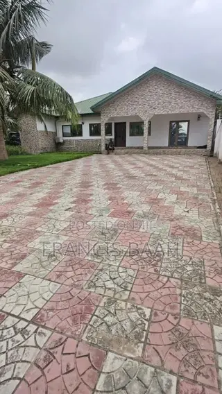 4bdrm House in Shining Star Real, Accra Metropolitan for sale