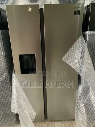 Samsung Side-by-Side Refrigerator With Water Dispenser – Home Used
