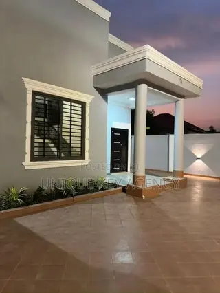 3bdrm House in Unique Key Agency, Millenium City for sale
