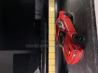 Dodge Challenger Toy Car (Diecast Model)