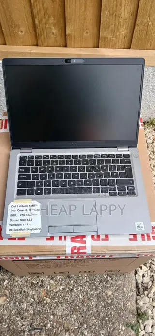 Laptop Dell Latitude 5310 16GB Intel Core i5 SSD 256GB