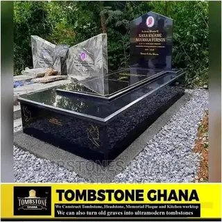 Customized Granite Tombstone
