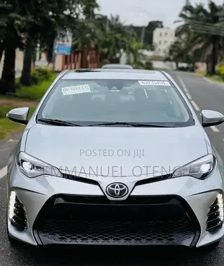 Toyota Corolla SE Special Edition 4dr Sedan (1.8L 4cyl CVT) 2017 Silver