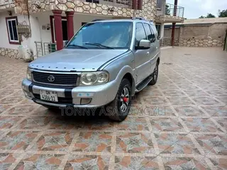 Tata Safari 2011 Silver
