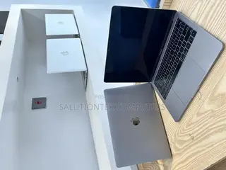 Laptop Apple MacBook Pro 2017 8GB Intel Core i5 SSD 256GB
