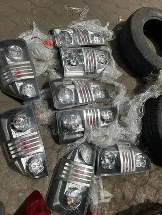 Toyota Noah/Voxy Tail Light Taillight