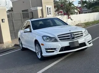 Mercedes-Benz C250 2014 White