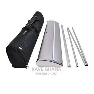 Pull-Up Banner Stands