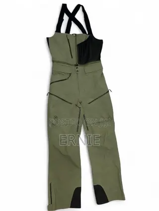 Backcountry Men’s Carbide Bib Pants. Dungarees/ Car Wash