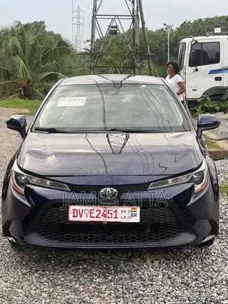 Toyota Corolla LE 2022 Blue