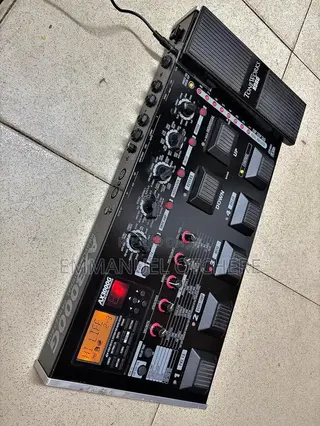 Korg AX3000G Guitar Multi-Effects Processor – Excellent Condition