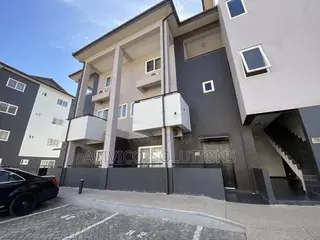 Furnished 3bdrm Townhouse / Terrace in East Legon, Boundary Road Area