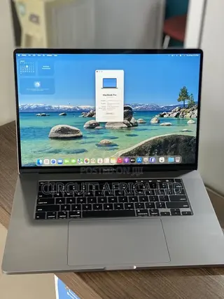 Laptop Apple MacBook Pro 16GB Intel Core i7 SSD 512GB