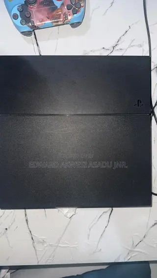PS4 Standard With 13 JailBroken Games
