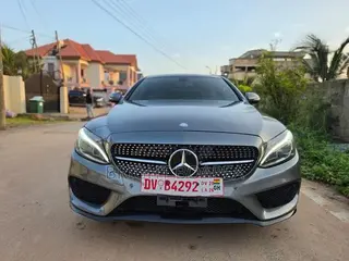 Mercedes-Benz C300 Base 4Matic Sedan AWD (2.0L 4cyl 7A) 2016 Gray
