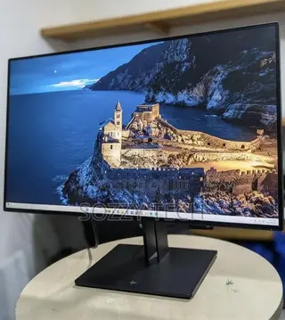HP Z32 31.5 Inch 4k Uhd 3840 X 2160 Ips Led Backlit Hdmi Displayport