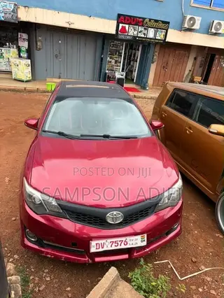 Toyota Camry 2014 Red