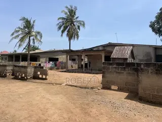 4bdrm House in Cemetary for sale