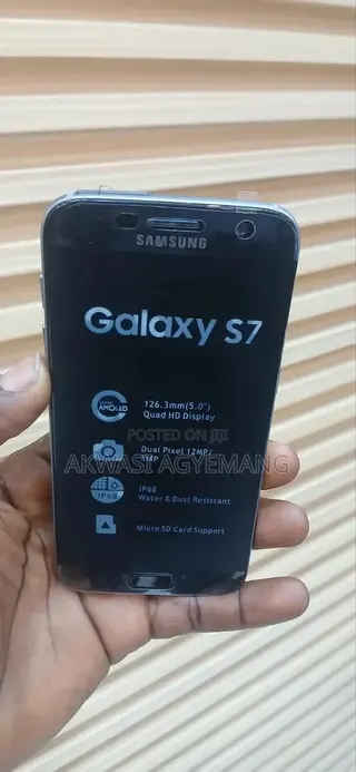 New Samsung Galaxy S7 32 GB Black