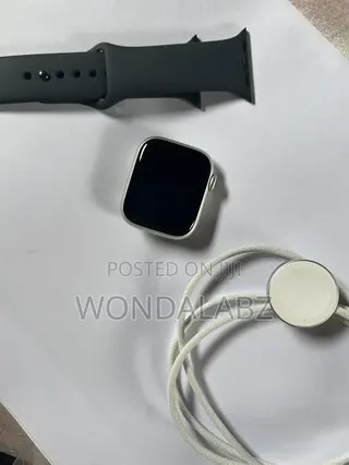 Apple Watch Series 8