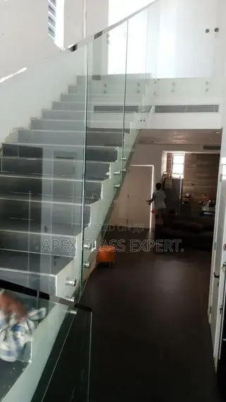 Staircase Balustrade Installation by Apexglassexpertteam