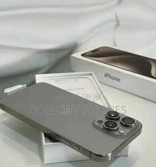 Apple iPhone 15 Pro Max 256 GB Silver