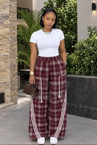 Available Avelyn Outfits