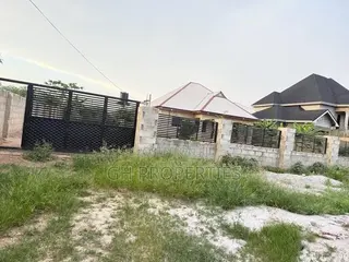 4bdrm House in Kotwi Ampaame No2, Atwima Kwanwoma for sale