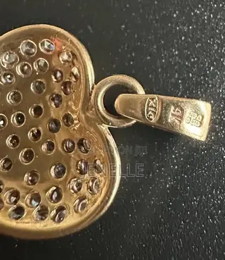 9ct Gold Heart Pave Pendant