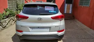 Hyundai Tucson 2016 Silver