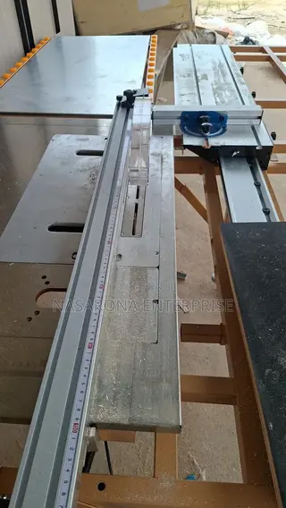 Wood Cutting Machine