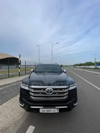 Toyota Land Cruiser 2024 Black