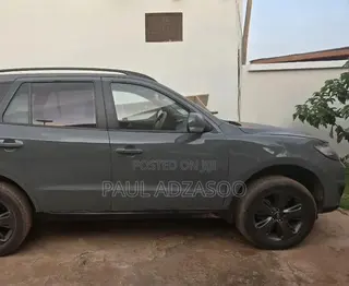 Hyundai Santa Fe 2012 Gray