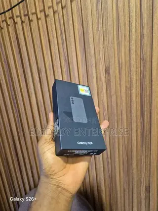 New Samsung Galaxy S24 256 GB Gray