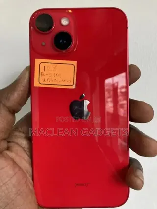 Apple iPhone 13 128 GB Red