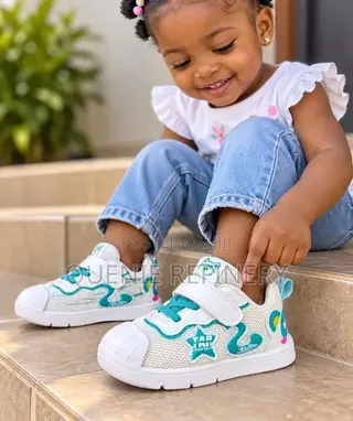 Girls Sneakers