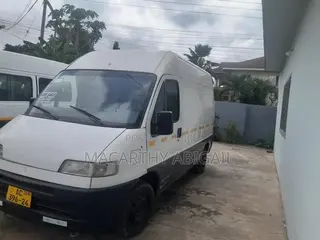 Peugeot Boxer 2012 White