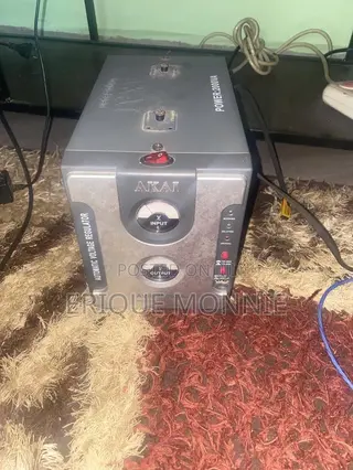 2000va Akai Stabiliser for Sell