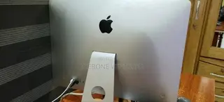 Desktop Computer Apple iMac 8GB Intel Core i5 HDD 1T