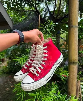 Converse Season