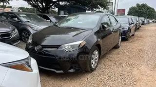 Toyota Corolla LE 4dr Sedan (1.8L 4cyl CVT) 2016 Black