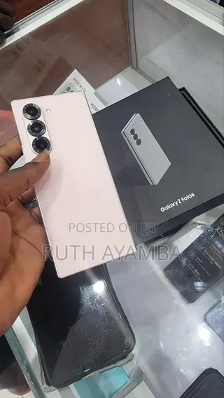 New Samsung Galaxy Z Fold6 256 GB Pink