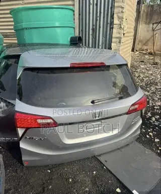 2016,2017,2018,2019 Honda HR-V Tailgate/Boot